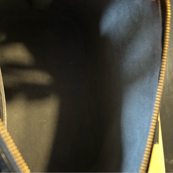 Louis Vuitton Vintage Epi Leather Alma PM Satchel - Picture 6 of 12